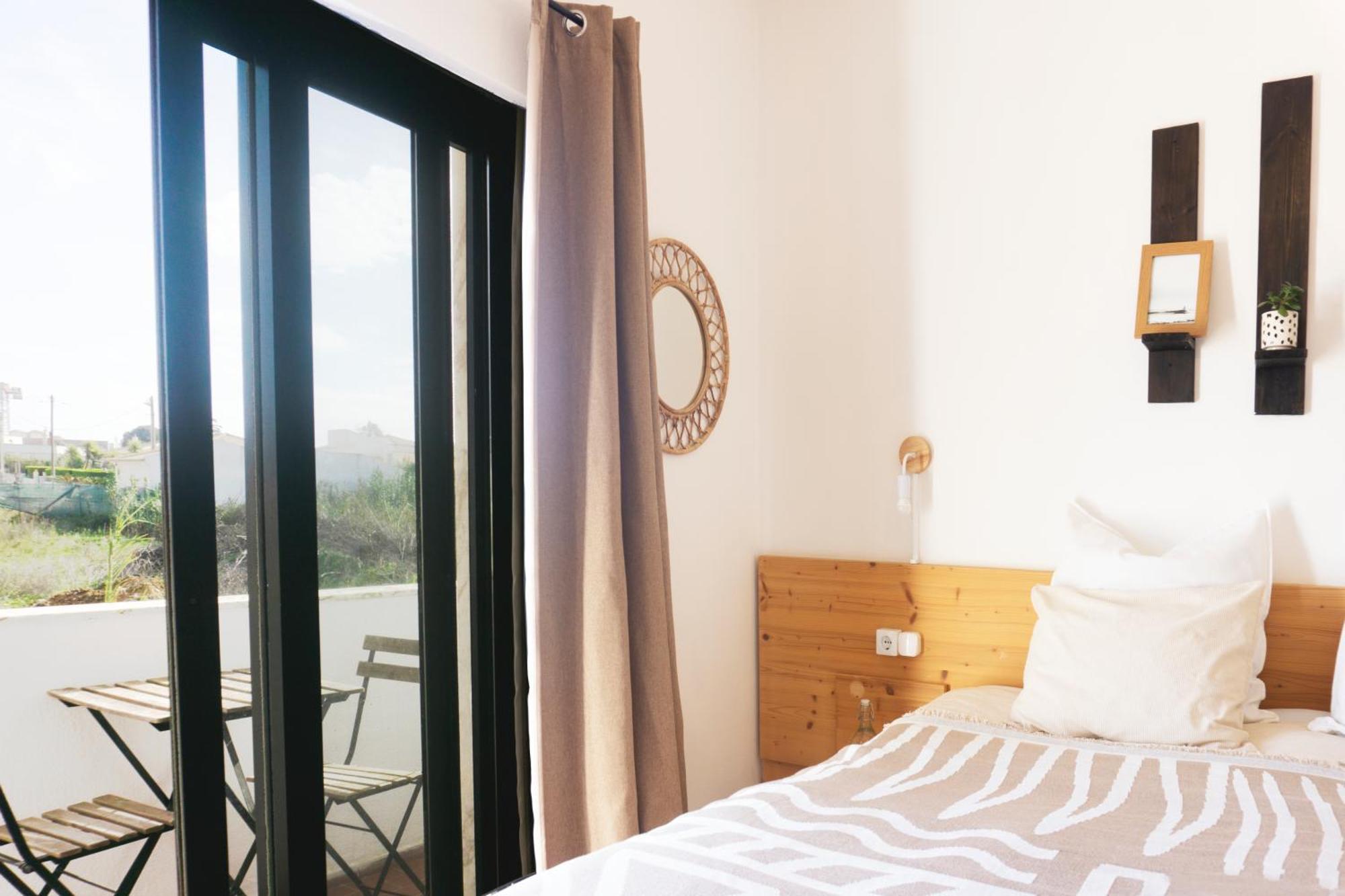 Algarve Surf Camp & Hostel Sagres Exterior photo